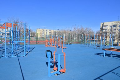 В Хабаровске после реконструкции открыли стадион школы № 1 Пресс-служба администрации Хабаровска